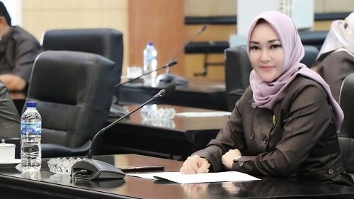 podiumnews.com-Pentingnya Sosialisasi Dampak Seks Luar Nikah Bagi Remaja